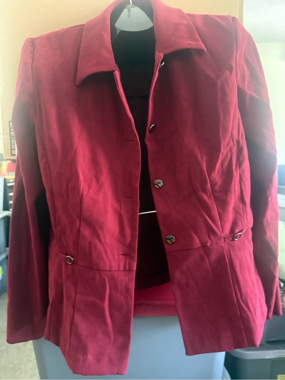 Women's Red Button-Front Jacket mp54
